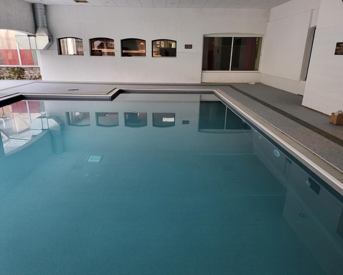 Hotel Causse Comtal Rodez, The Originals Relais Gages-le-Haut Экстерьер фото