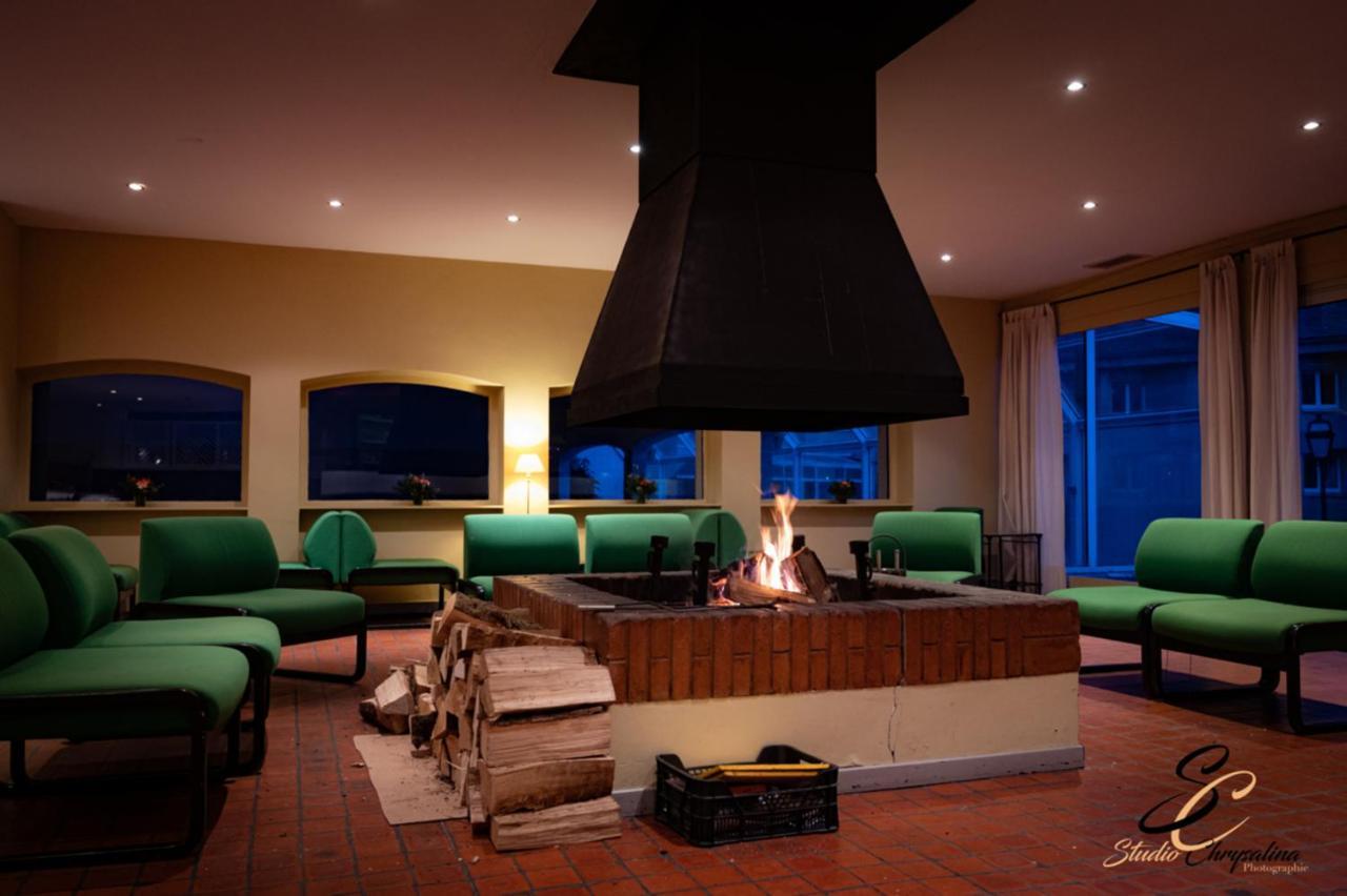 Hotel Causse Comtal Rodez, The Originals Relais Gages-le-Haut Экстерьер фото