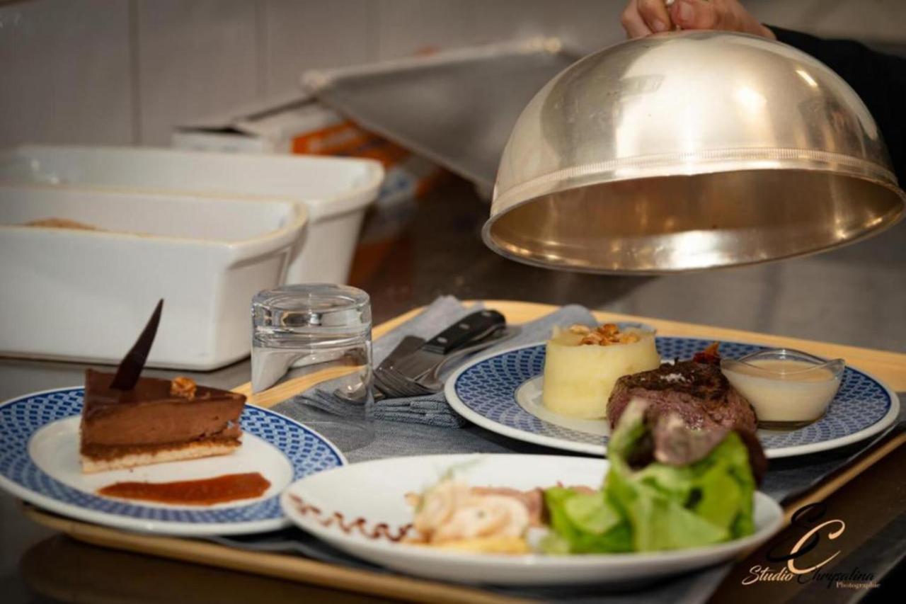Hotel Causse Comtal Rodez, The Originals Relais Gages-le-Haut Экстерьер фото